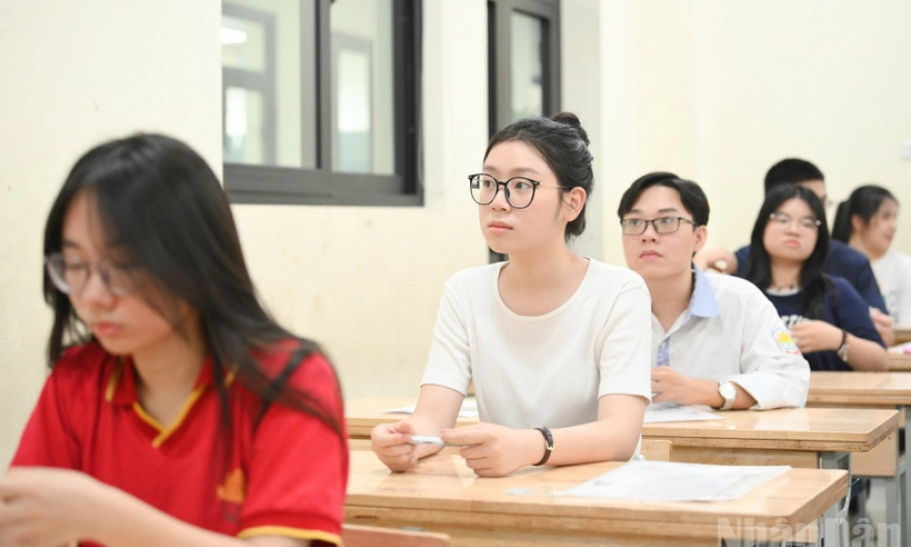 Cách tra điểm chuẩn tuyển sinh đại học năm 2025