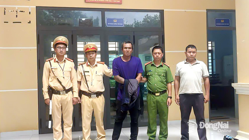 Cảnh sát giao thông Đồng Nai bắt đối tượng truy nã sau va chạm giao thông