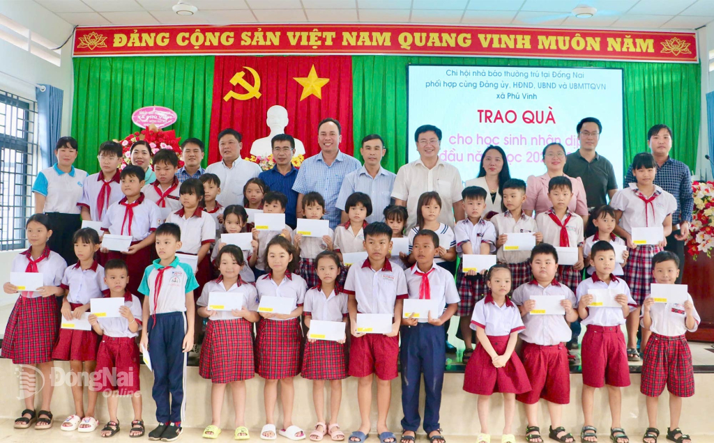 tai,xuong,1,20021004.jpg