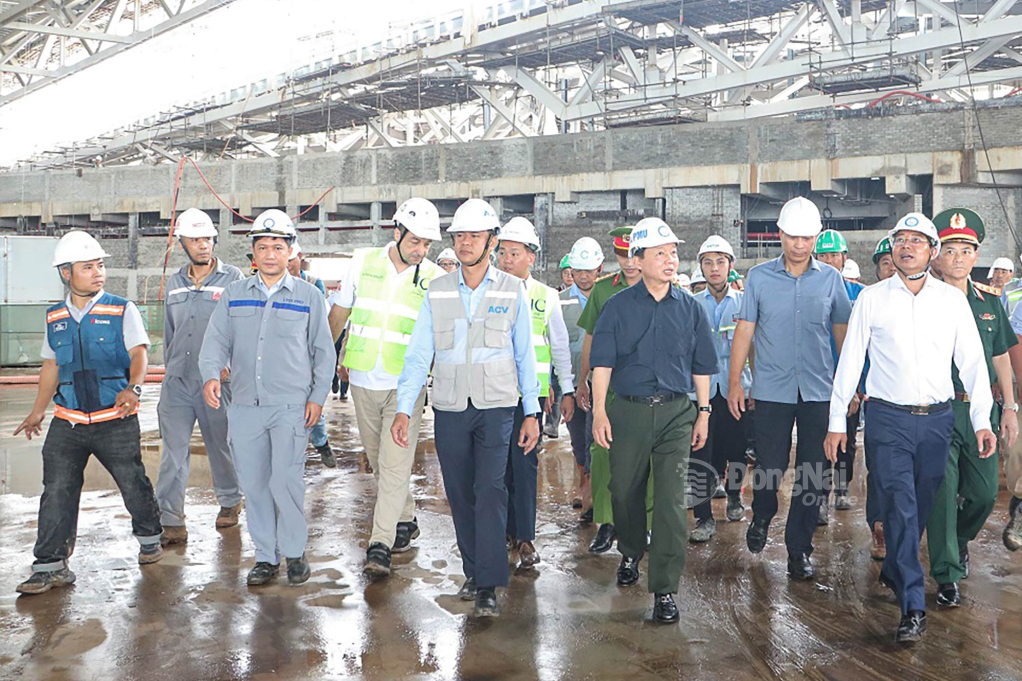 Phó Thủ tướng Trần Hồng Hà kiểm tra đột xuất Dự án Sân bay Long Thành