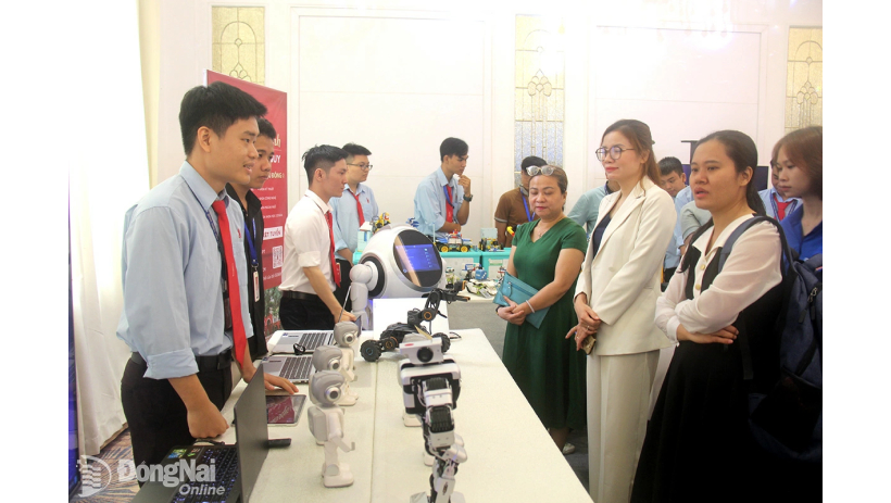 Chú trọng thông tin khoa học, công nghệ trong phát triển kinh tế